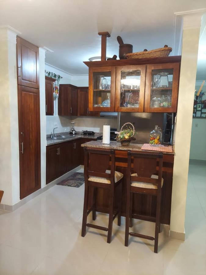 Hermosa casa urbanización Jardines del Norte Santiago De Los Caballeros Exterior foto